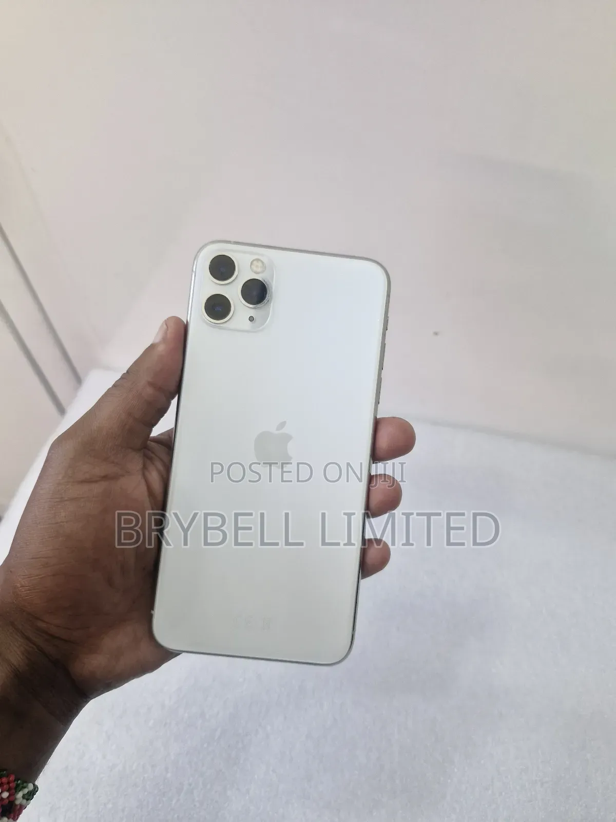 Apple iPhone 11 Pro Max 64 GB White