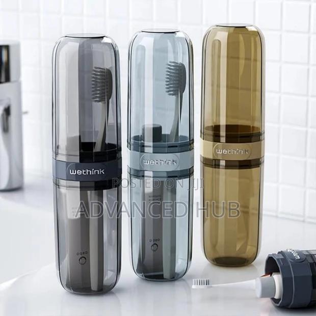 Exquisite Portable Travel Toothbrush/Paste Holder - thumbnail 3