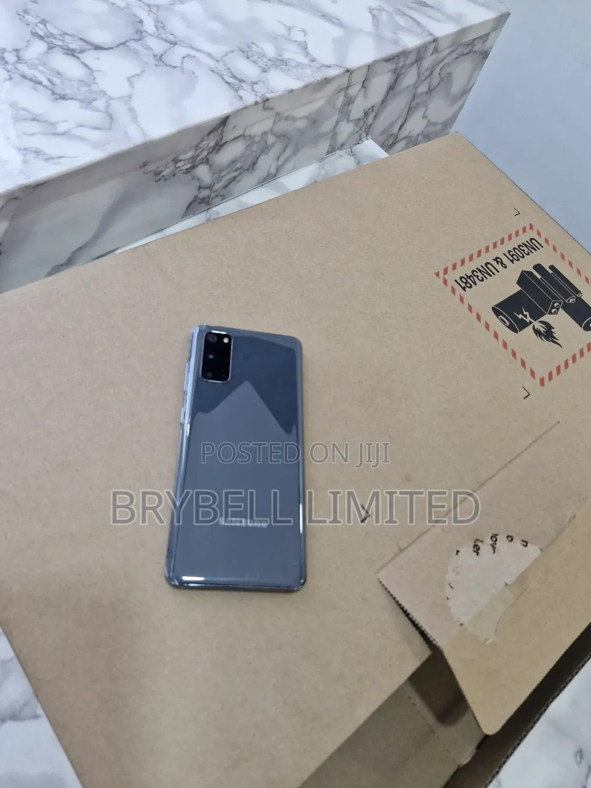 Samsung Galaxy S20 128 GB Black