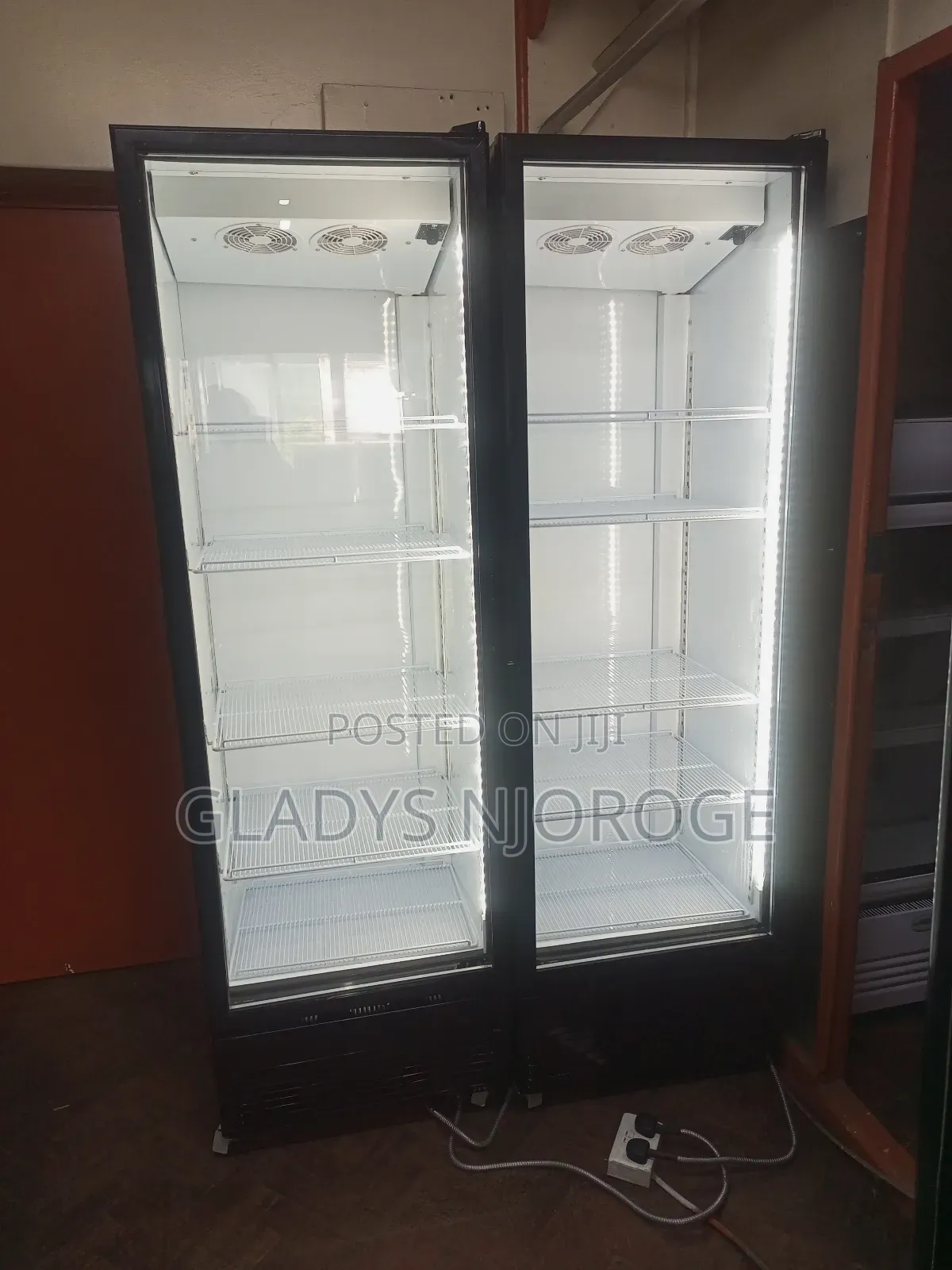 Unique Cooler (Perfect Conditions)