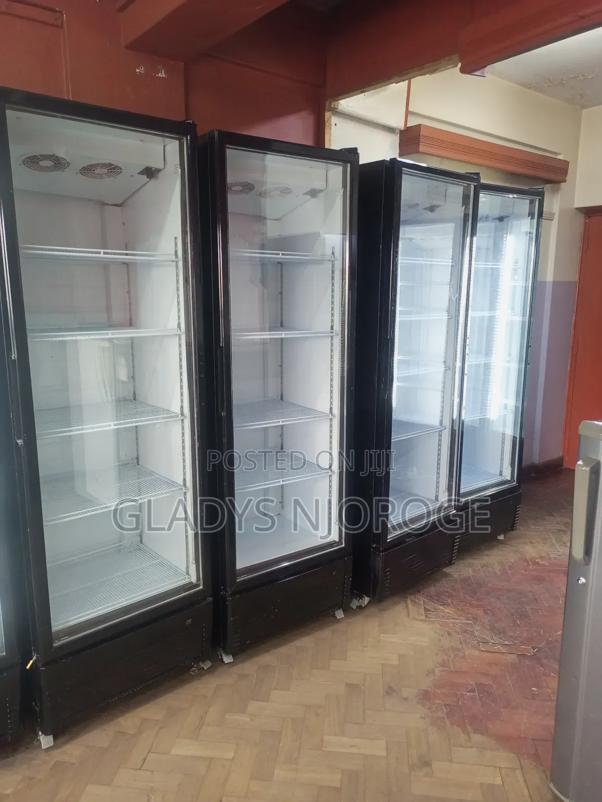Affordable Chiller Black Neat$Smart