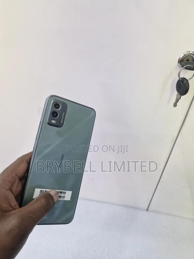 Nokia C32 128 GB Green - thumbnail 2