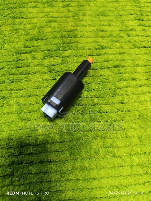 Brake Switch Toyota Prado - thumbnail 3