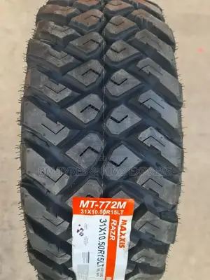 31x10.50r15 Maxxis Tyres (Razr) Mud Terrain.