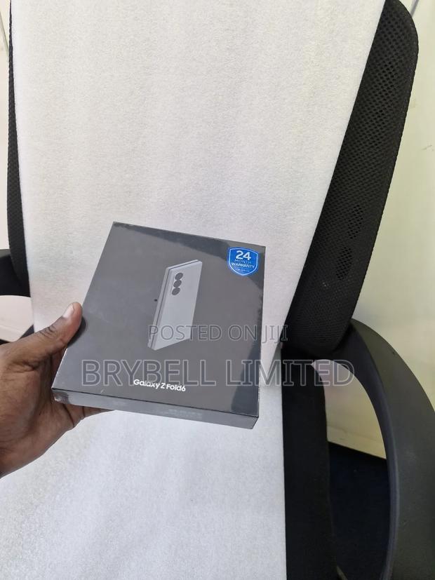 New Samsung Galaxy Z Fold6 256 GB Blue - thumbnail 3