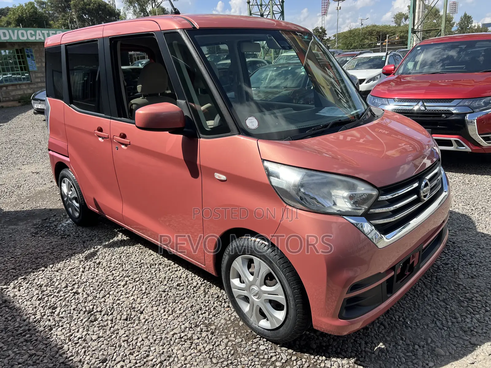 Nissan Dayz Roox 2018 Pink