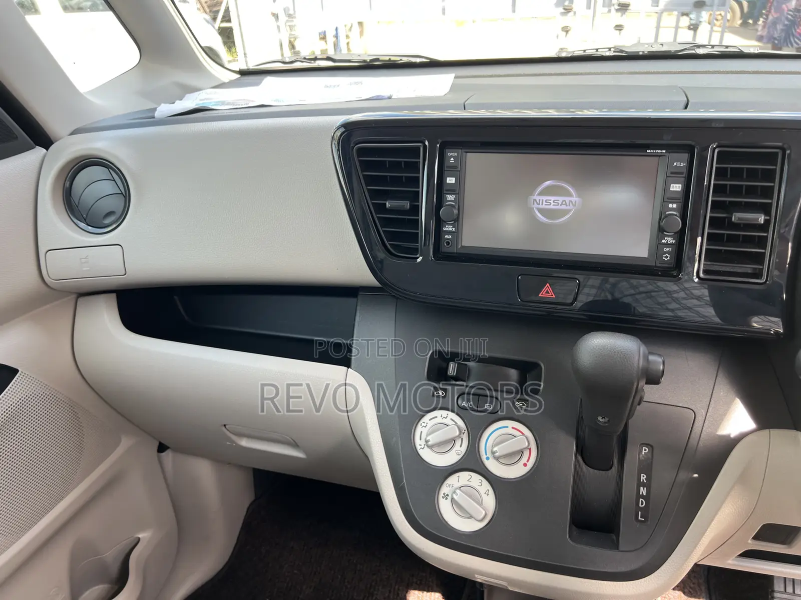 Nissan Dayz Roox 2018 Pink