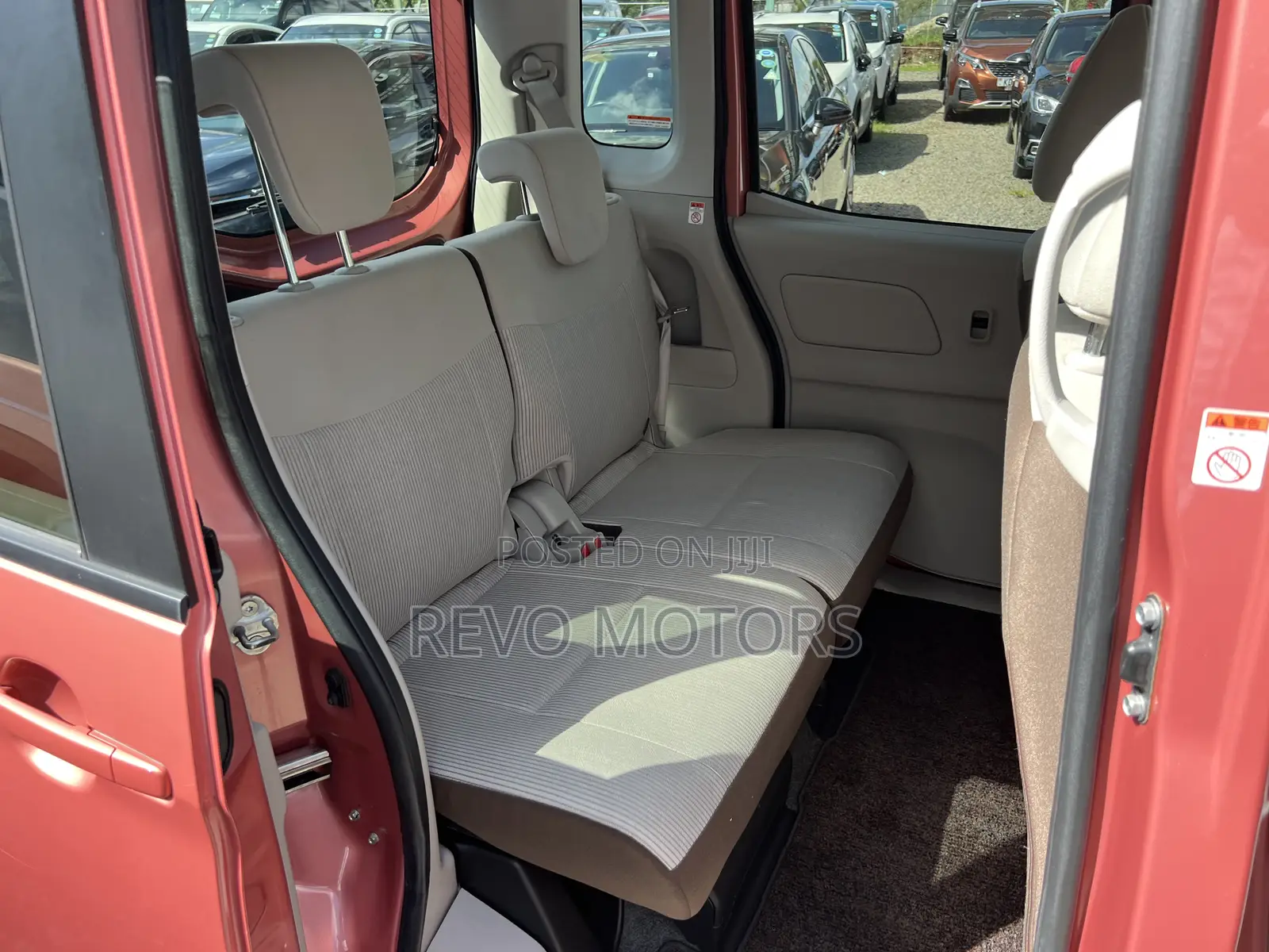 Nissan Dayz Roox 2018 Pink