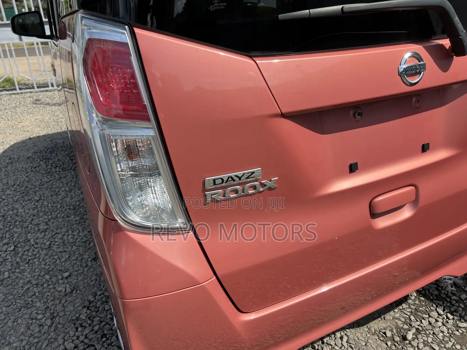 Nissan Dayz Roox 2018 Pink