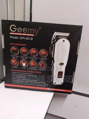 Geemy Cordless Clipper Which Is Rechargeable - thumbnail 2