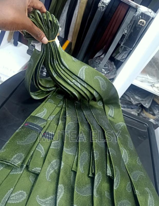 Army Green Teardrop Executive Tie Sets. - thumbnail 2