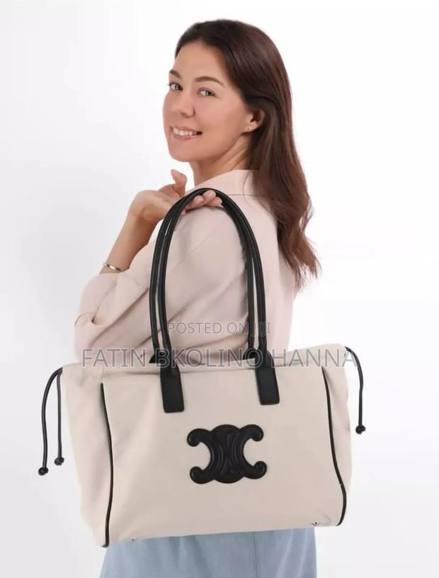 Luxury Celine Shoulder Bag - main view