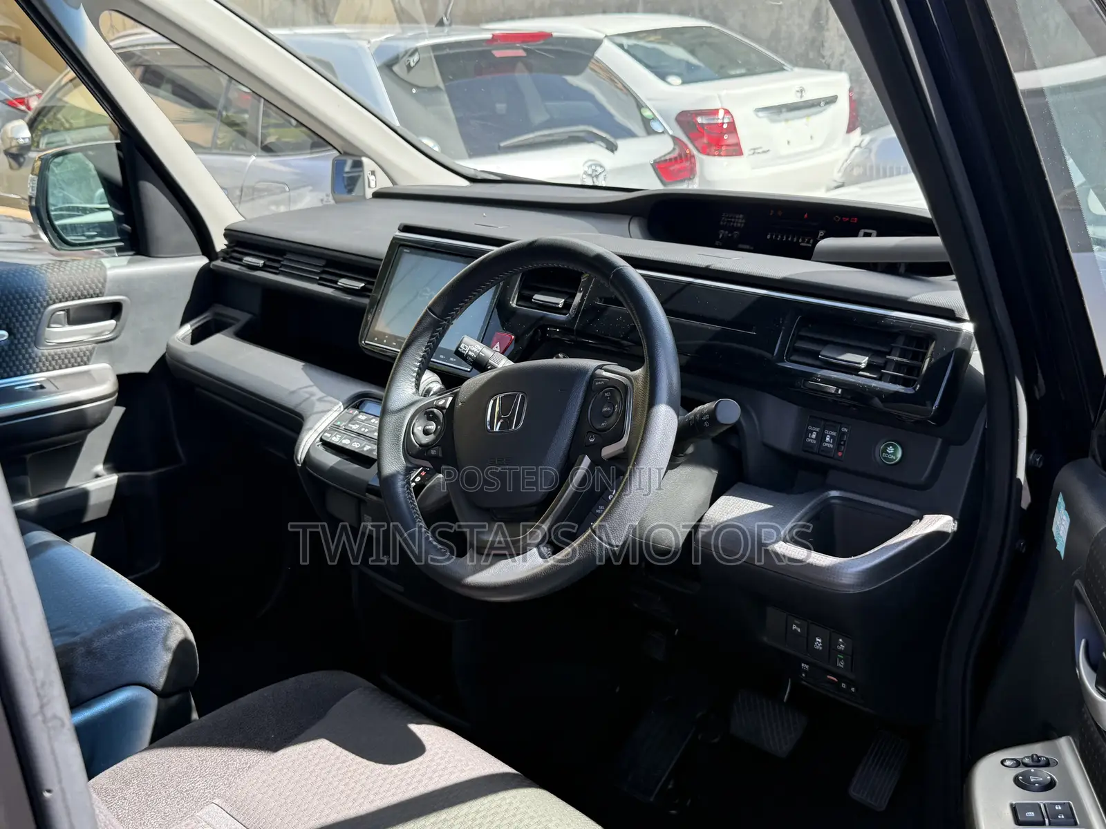 Honda Stepwgn 2018 Gray