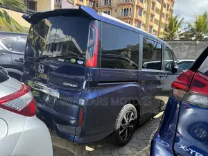 Honda Stepwgn 2018 Gray