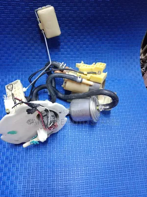 Fuel Pump Nissan Wingroad Y11