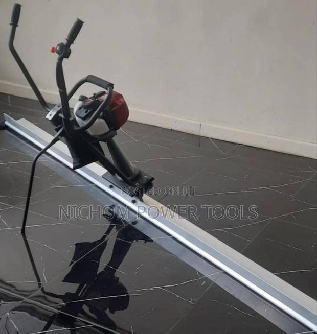 Aico Screeding Machine With Honda 4 Stroke Engine Gx35