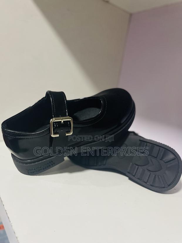 Quality Girls Black School Shoes 21-31