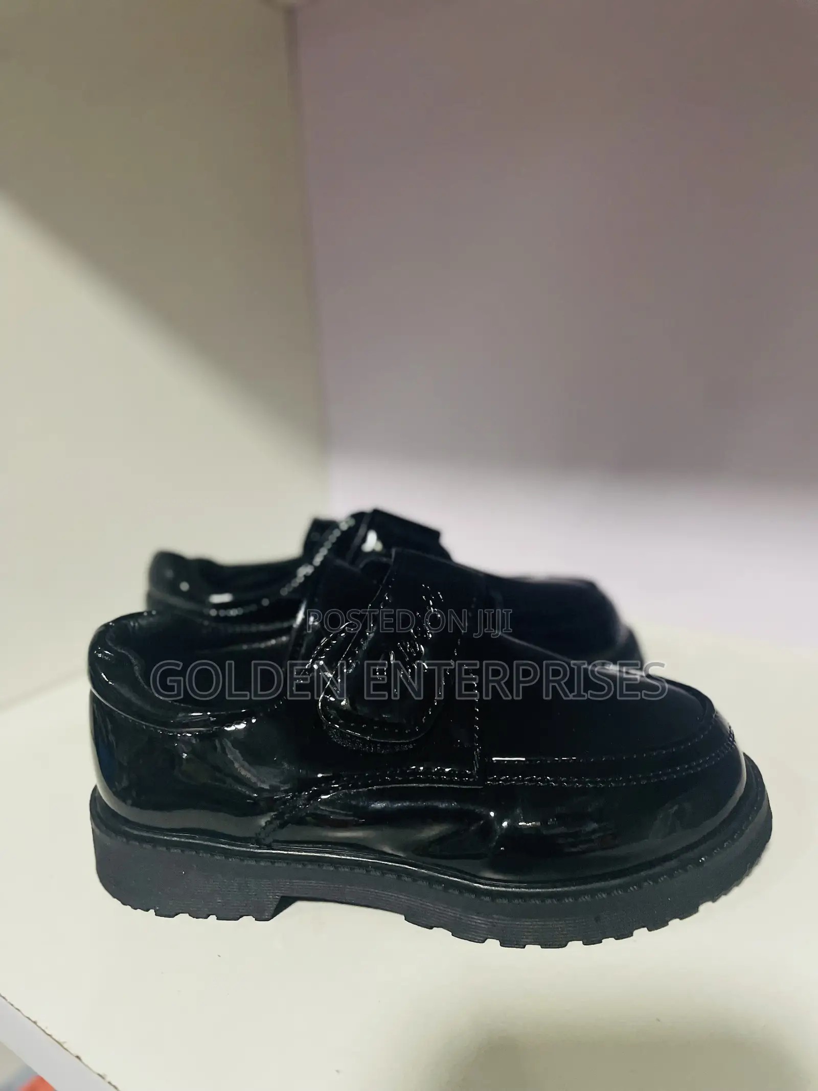 Boys Black Wetlook School Shoes 27-38