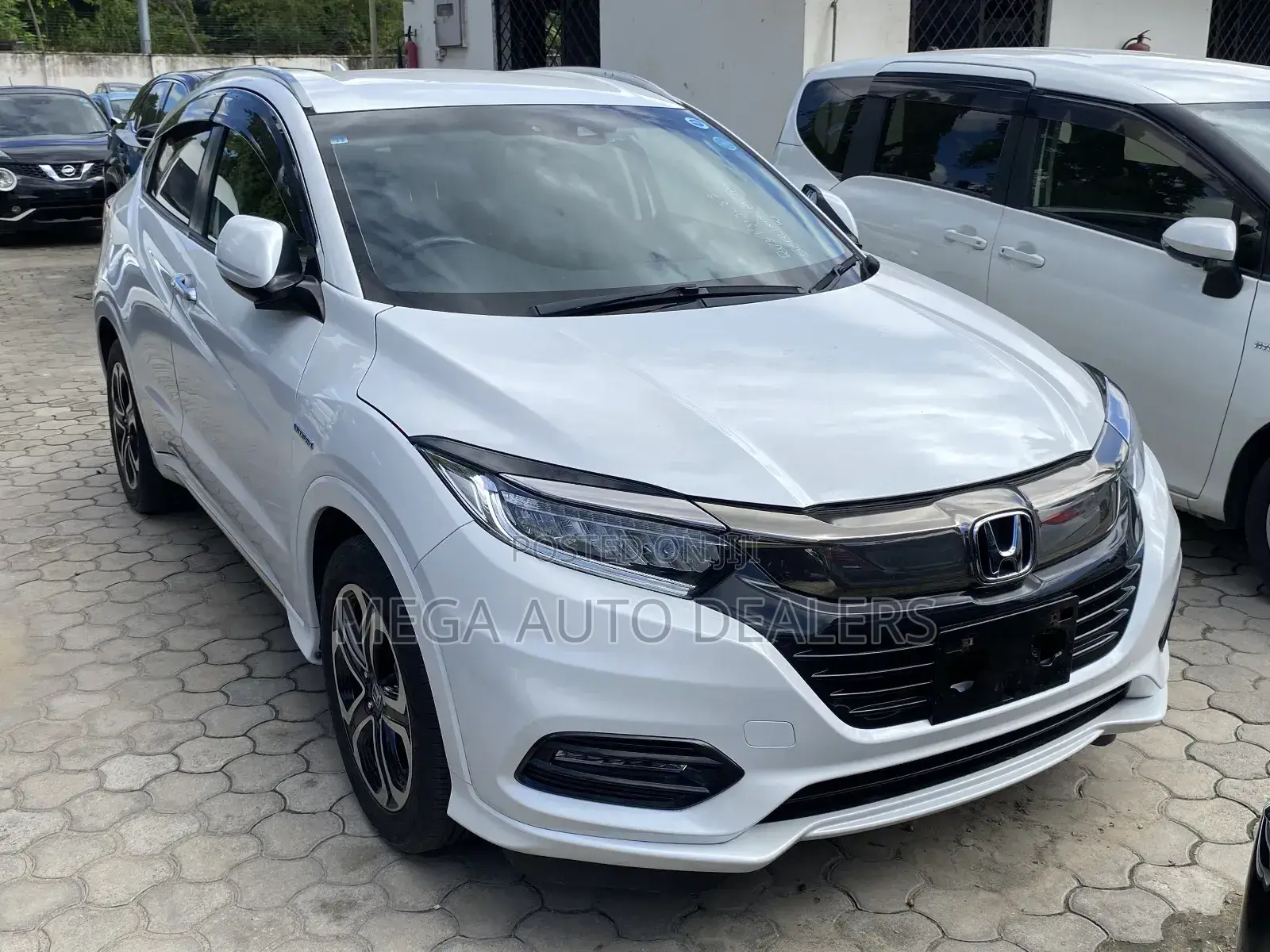 Honda Vezel 2018 White