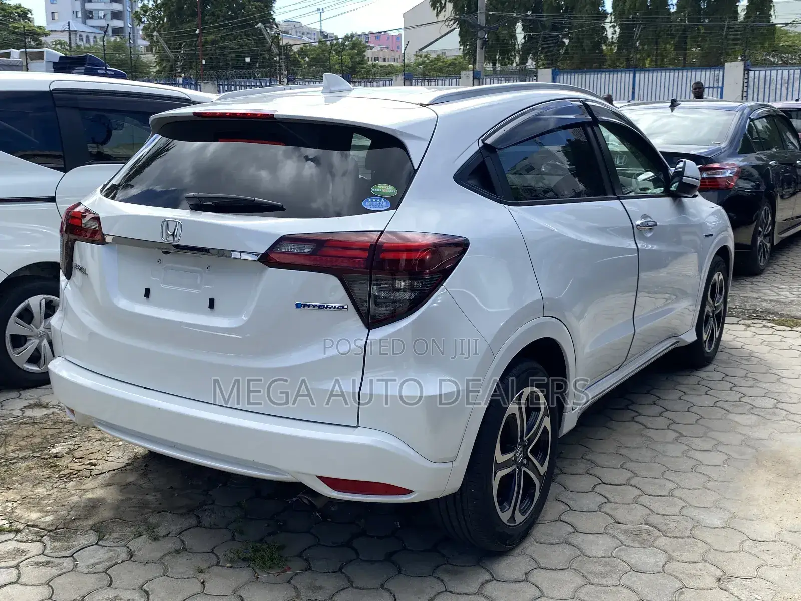 Honda Vezel 2018 White