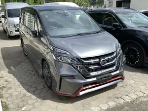 Nissan Serena 2018 Gray