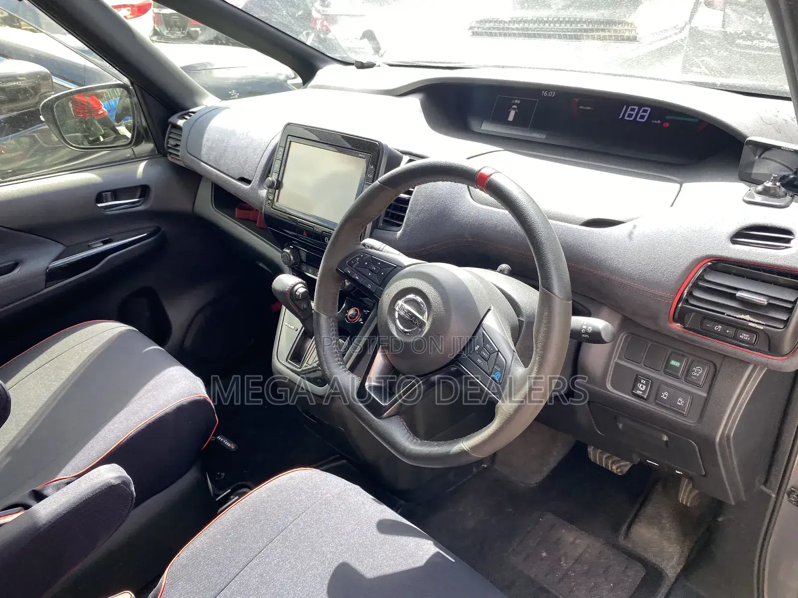 Nissan Serena 2018 Gray
