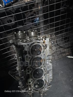 2/3 Zr Cylinder Head Valvematic for Premio/Voxy/Noah