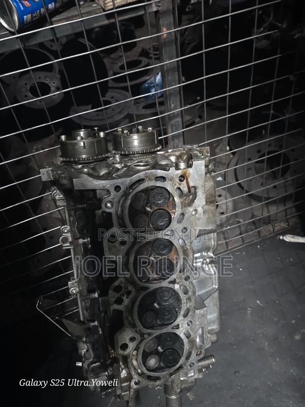 2/3 Zr Cylinder Head Valvematic for Premio/Voxy/Noah
