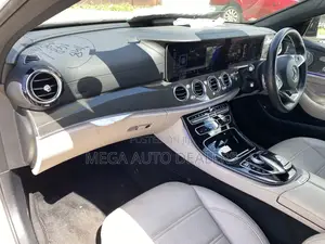 Mercedes-Benz E43 AMG 3.0 AWD 2018 Pearl