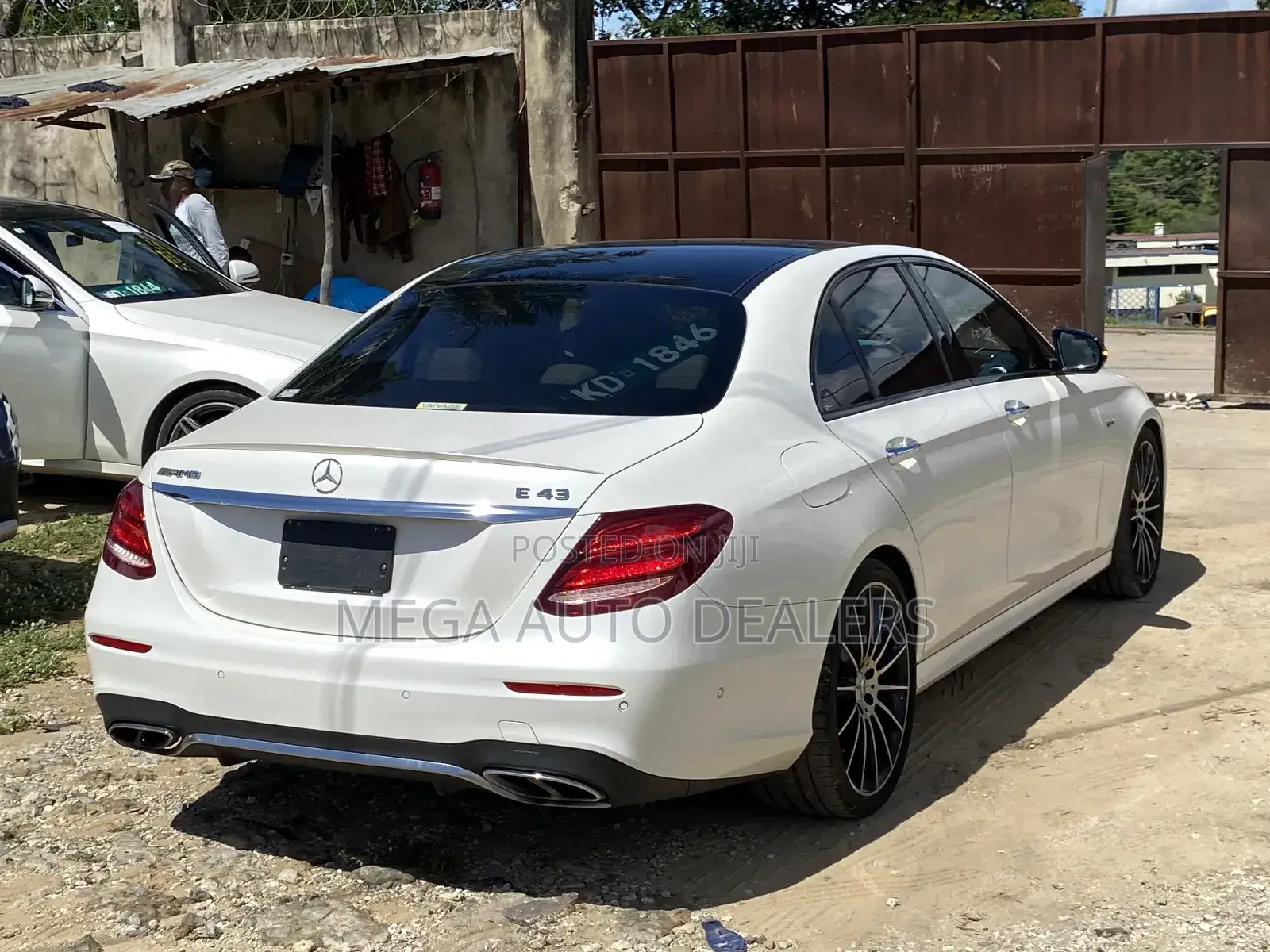 Mercedes-Benz E43 AMG 3.0 AWD 2018 Pearl