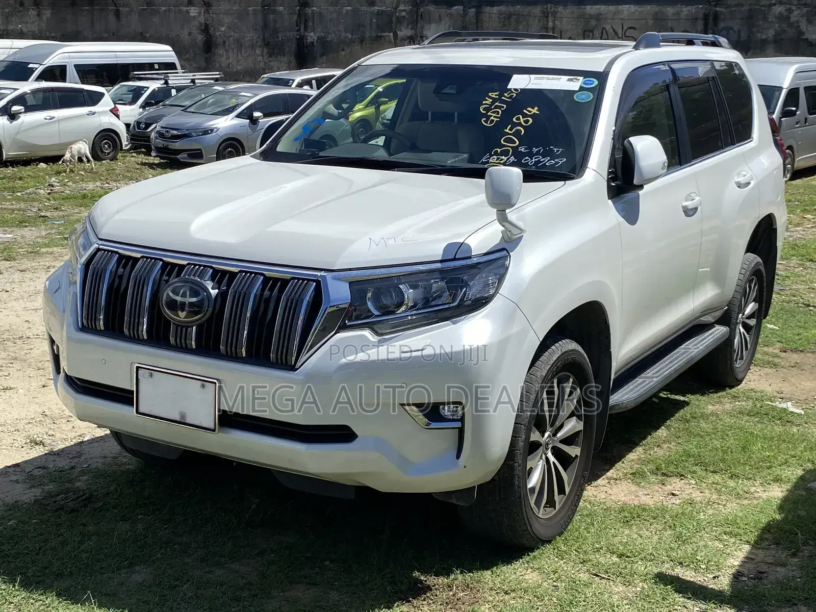 Toyota Land Cruiser Prado 2018 Off white