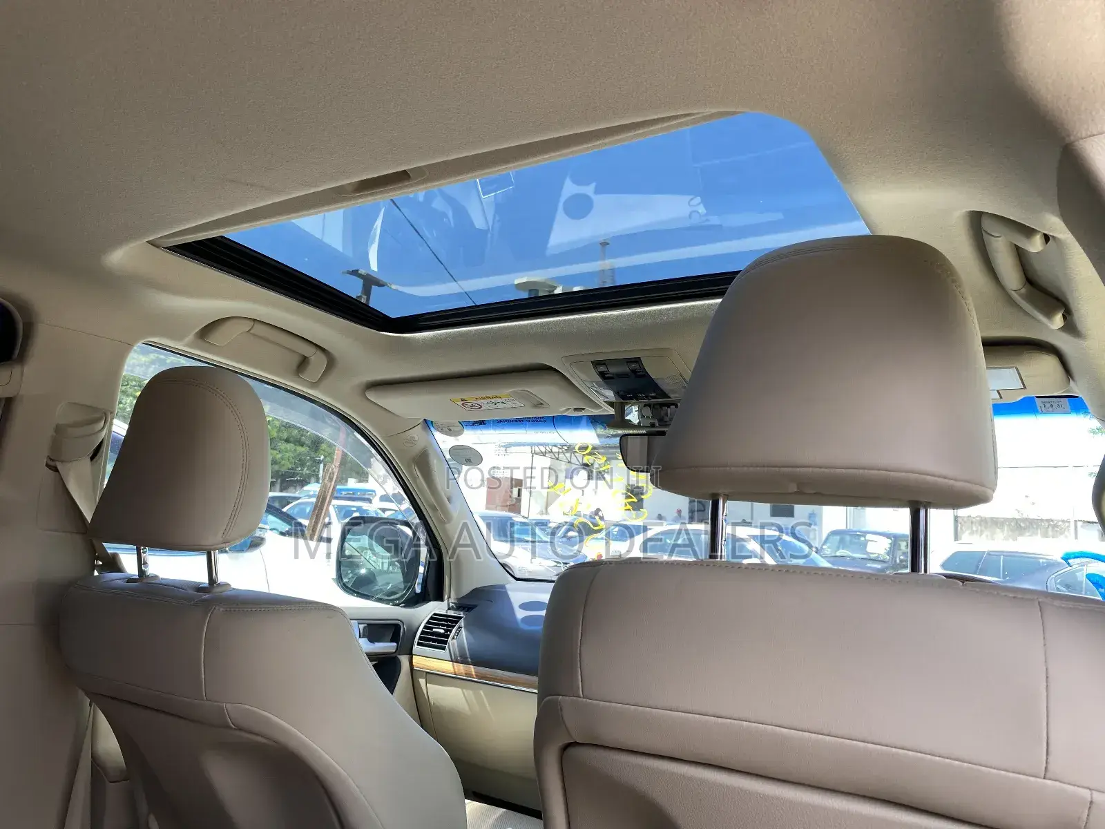 Toyota Land Cruiser Prado 2018 Off white