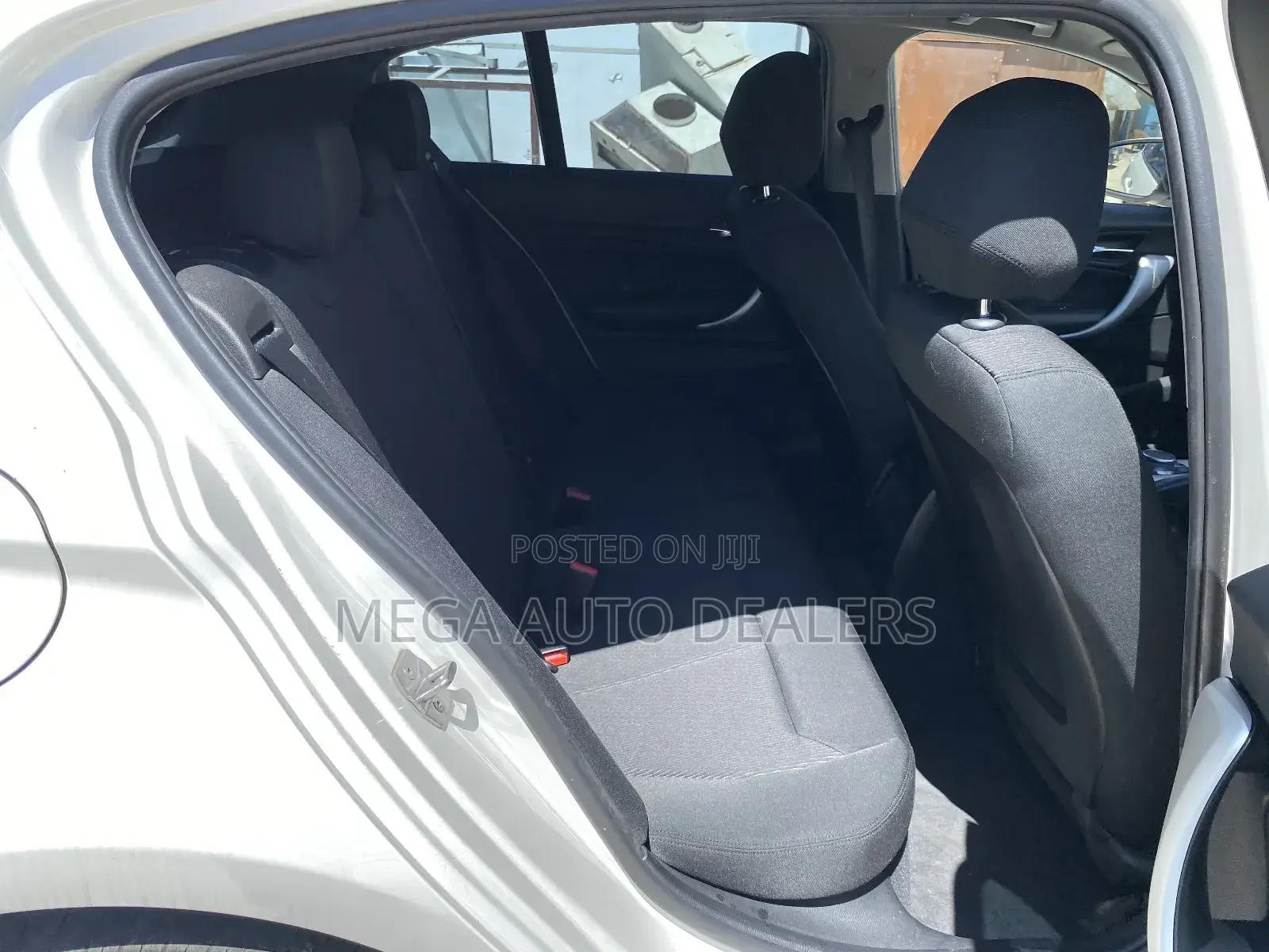 BMW 118i 2018 White
