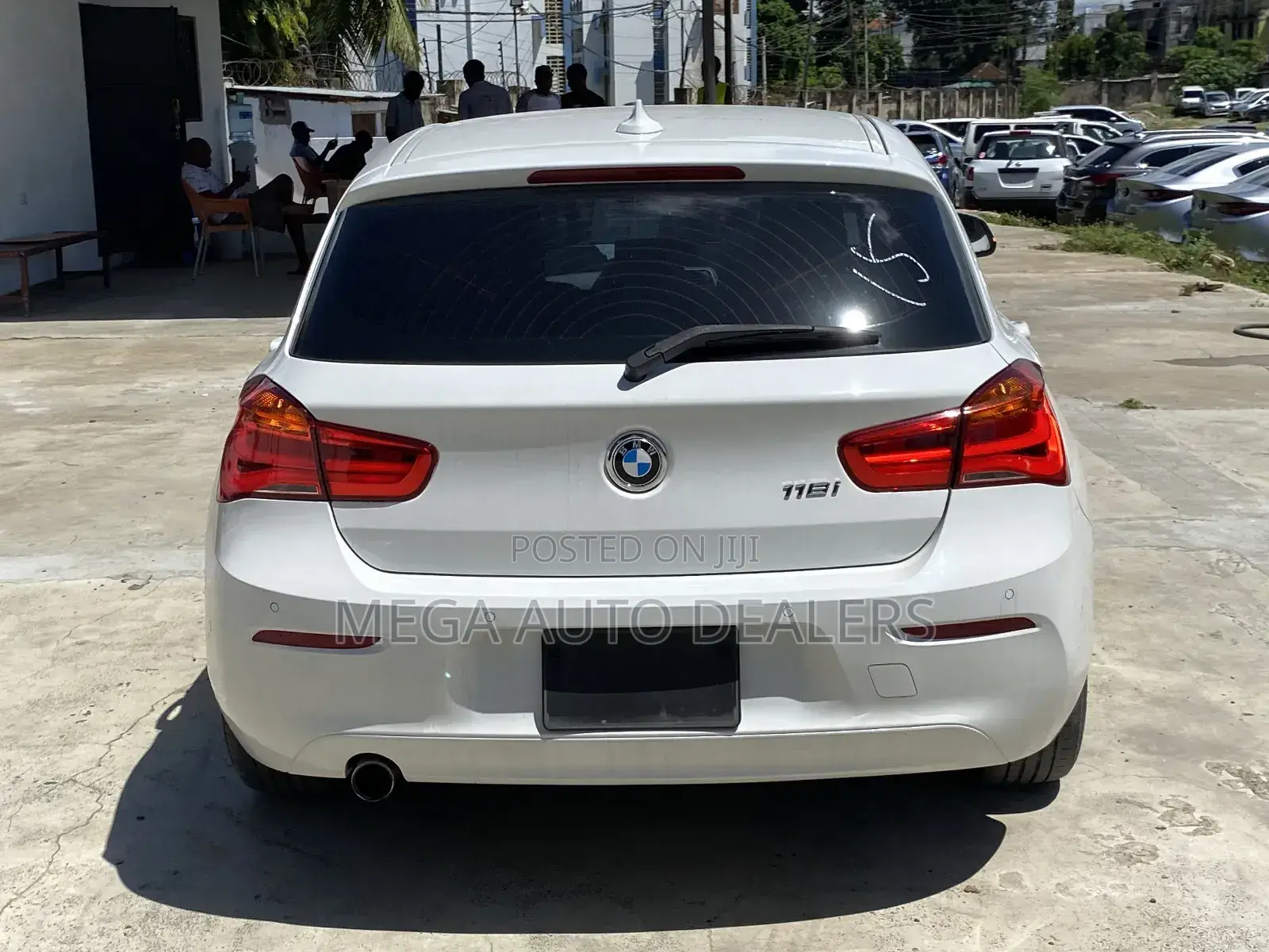 BMW 118i 2018 White