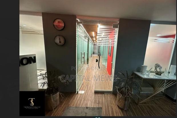 Well Defined Private Office With Private Reception Area - thumbnail 2