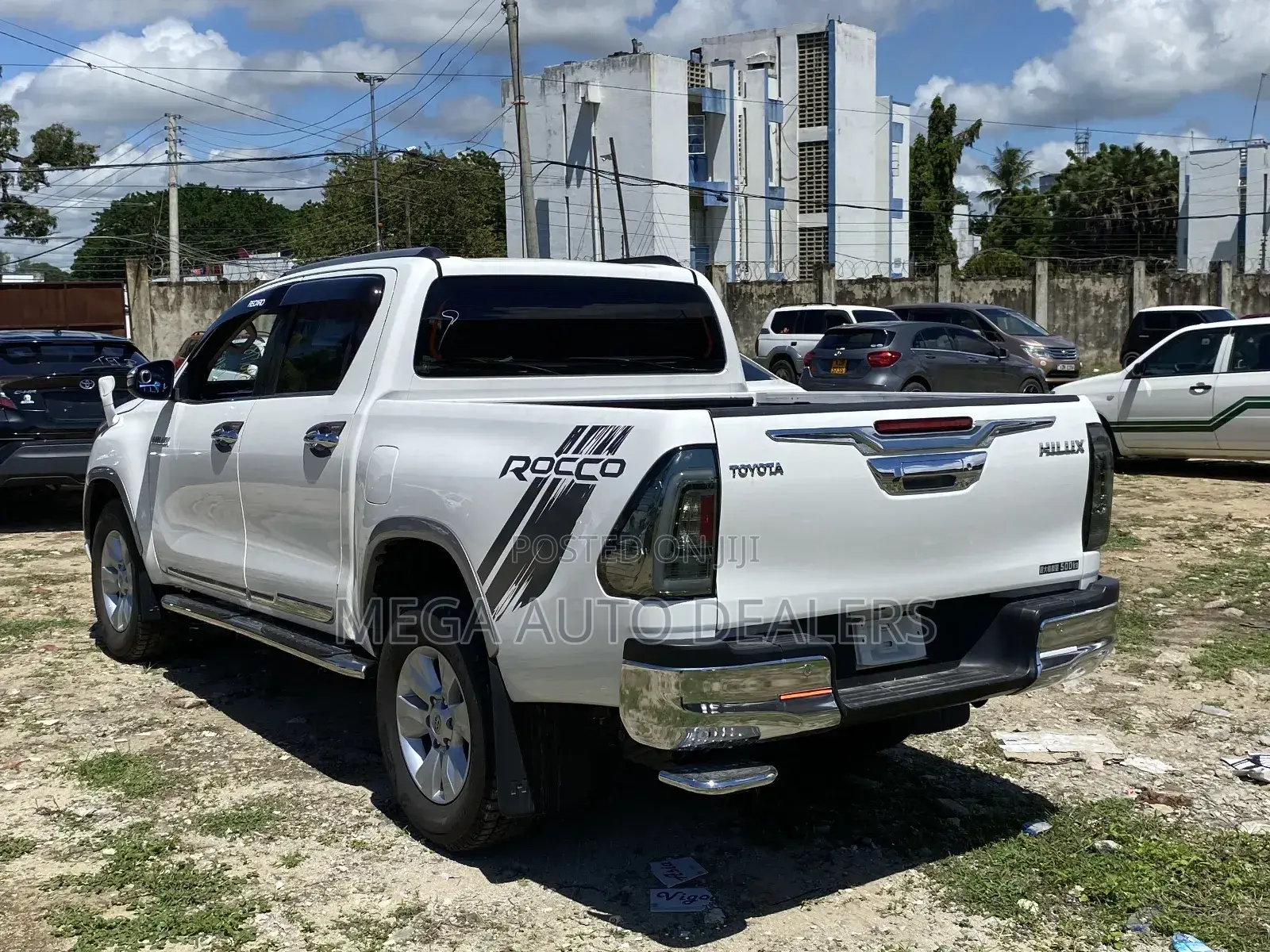Toyota Hilux 2018 White