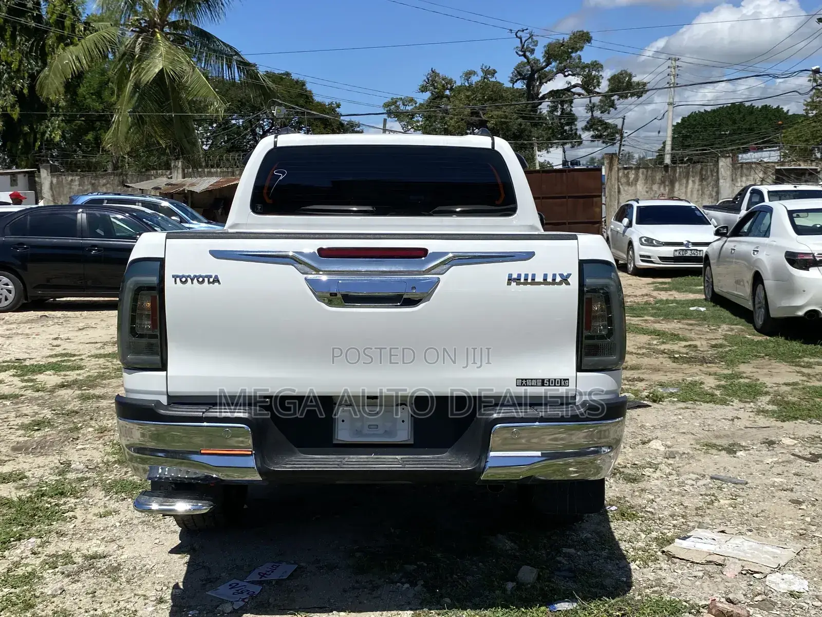 Toyota Hilux 2018 White