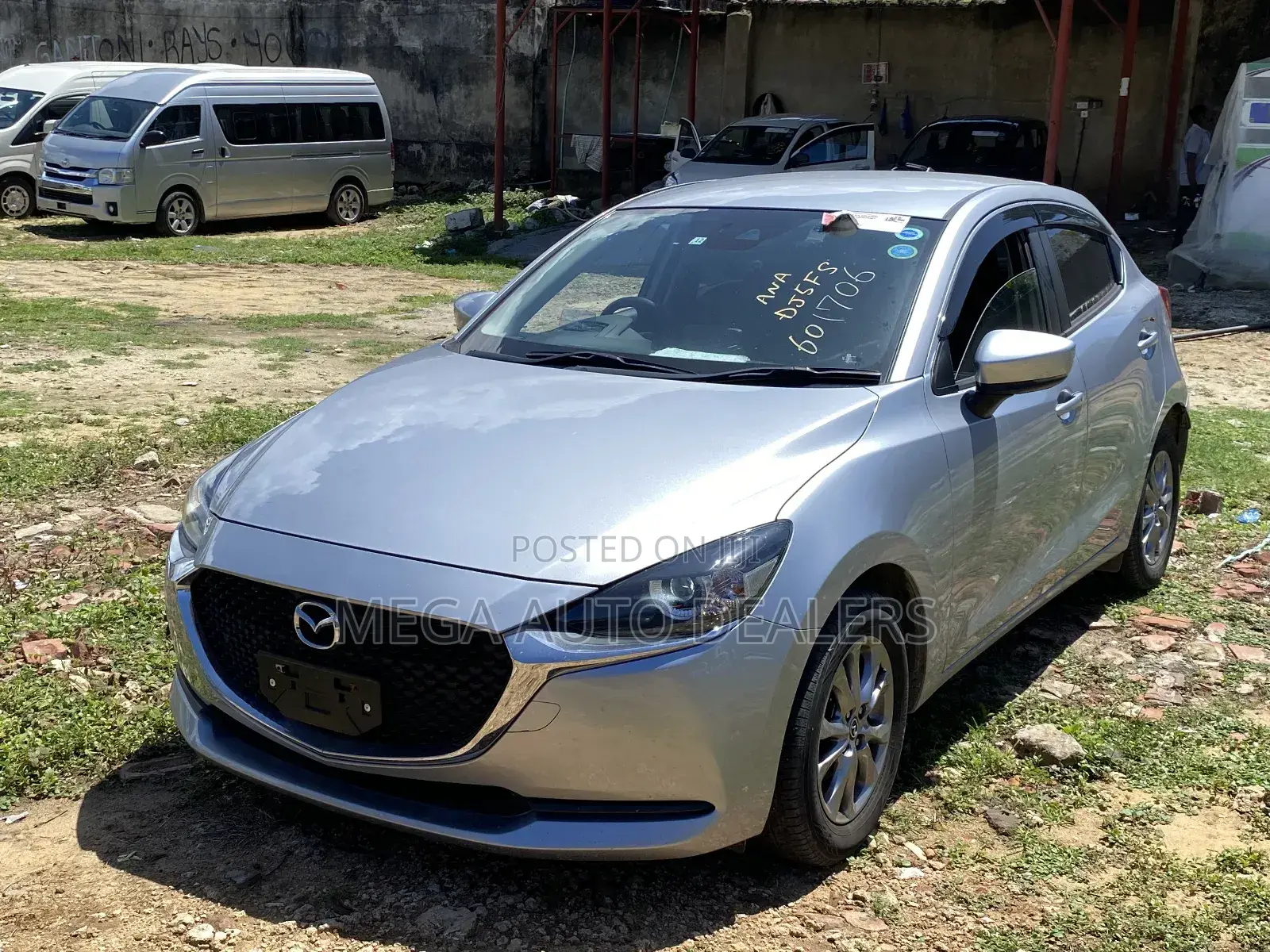 Mazda Demio 2018 Silver