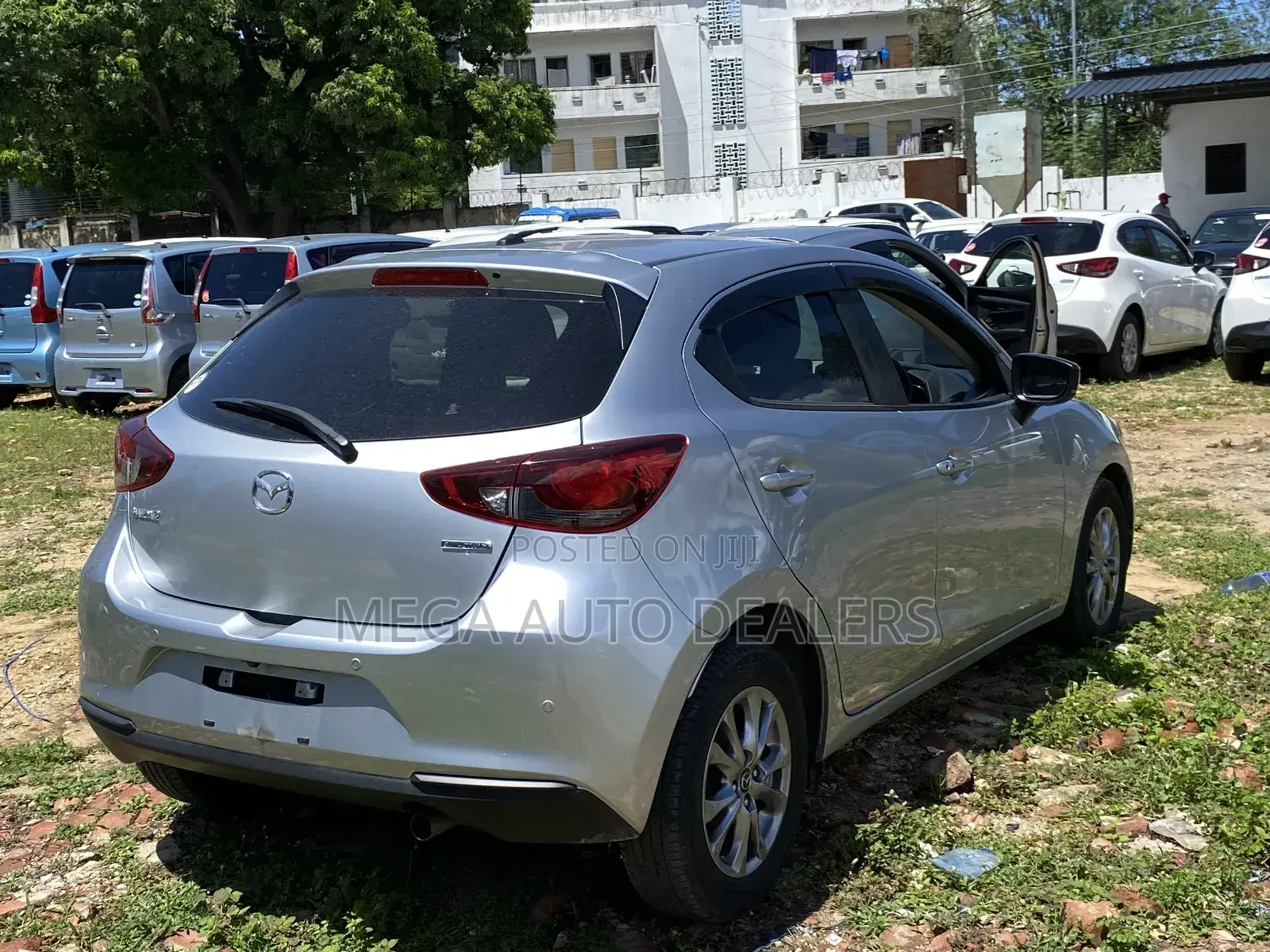 Mazda Demio 2018 Silver