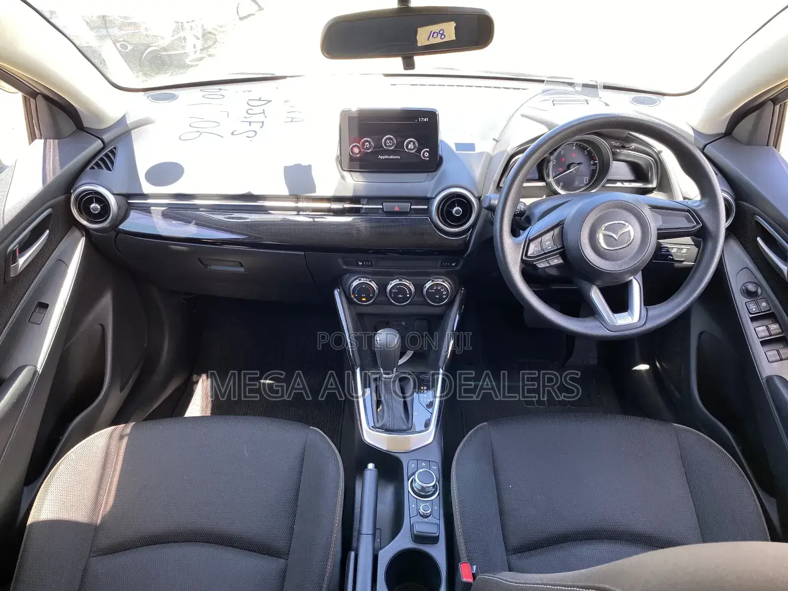 Mazda Demio 2018 Silver