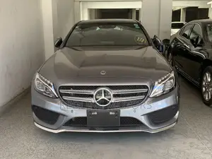 Mercedes-Benz C200 2018 Ivory