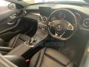 Mercedes-Benz C200 2018 Ivory