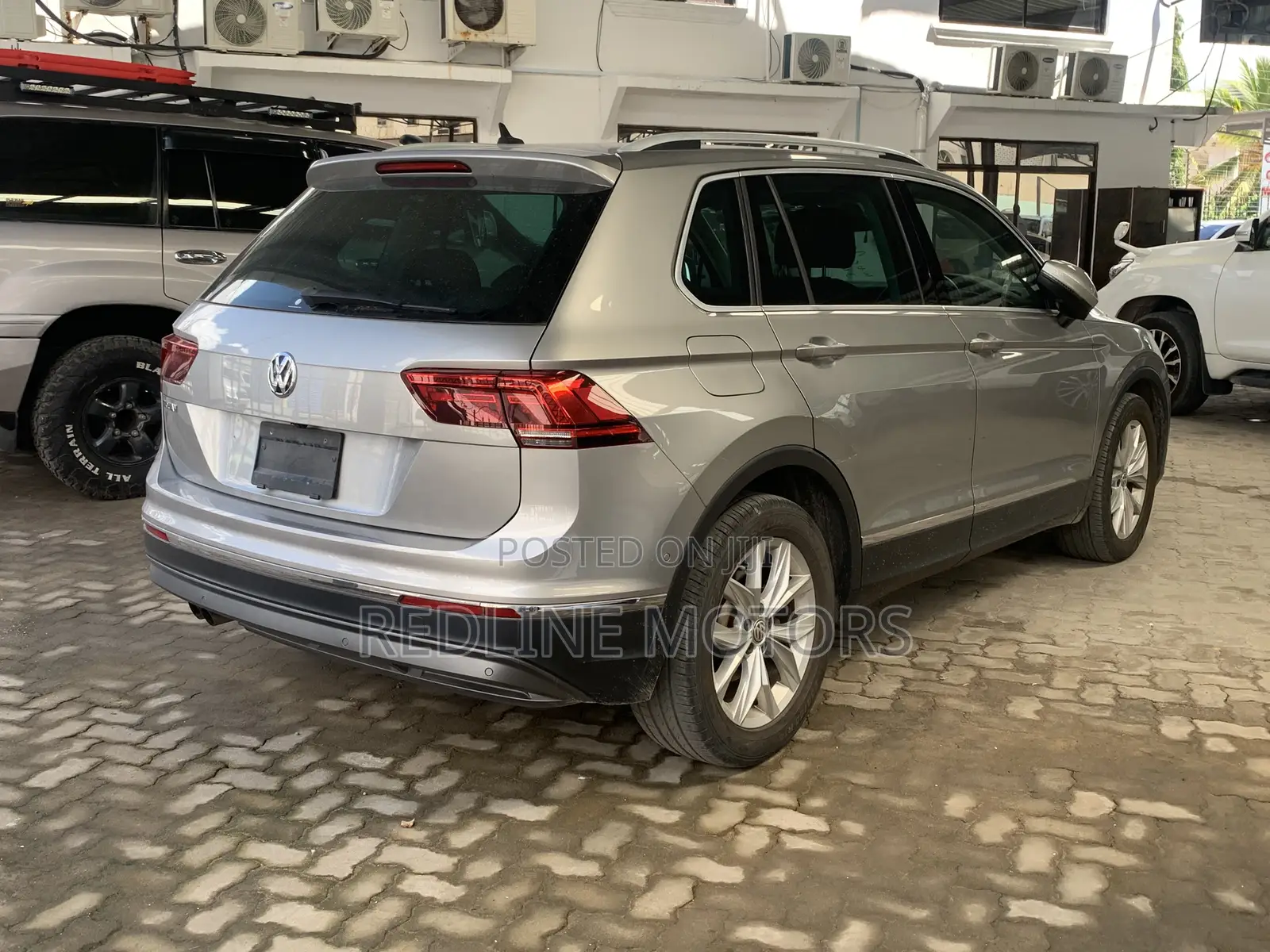 Volkswagen Tiguan 2.0T S FWD 2018 Ivory