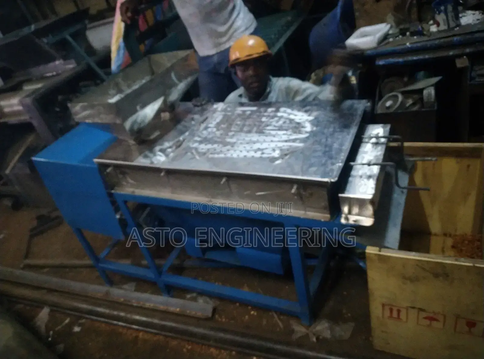 Nut Peeler