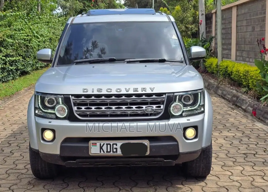 Land Rover Discovery 2014 Silver