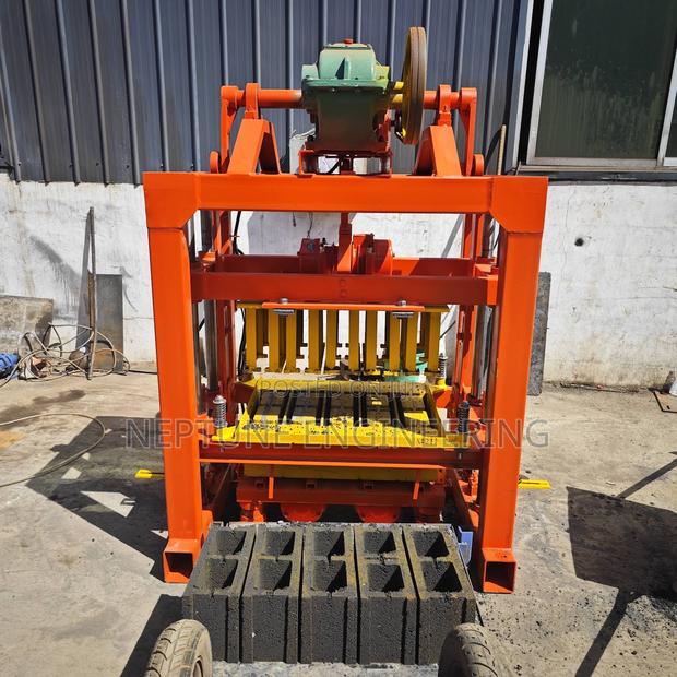 Automatic Block Machine