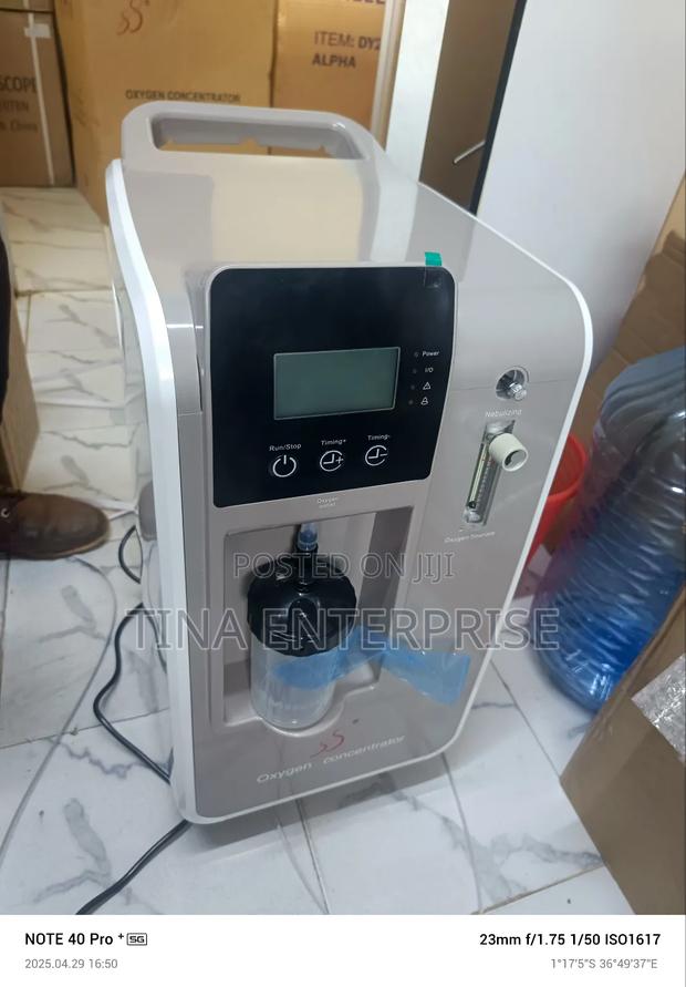 Oxgyen Concentrator