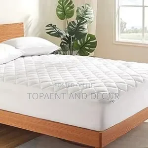 Waterproof Mattress Protector for Bedbugs Allergens Spills