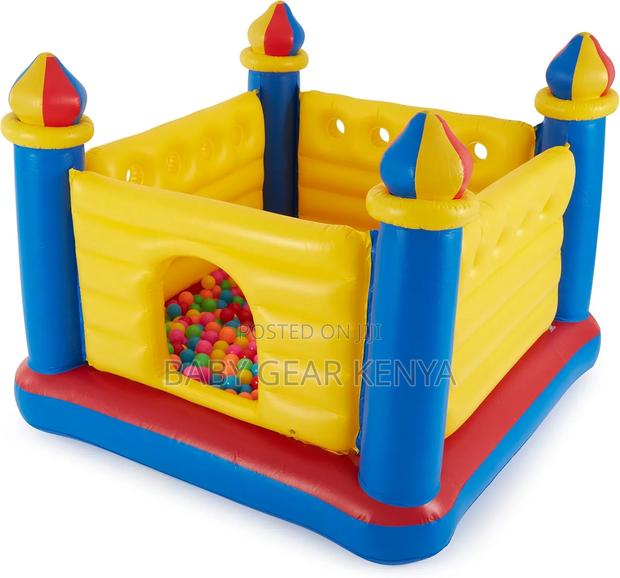 Bouncing Castle - thumbnail 2