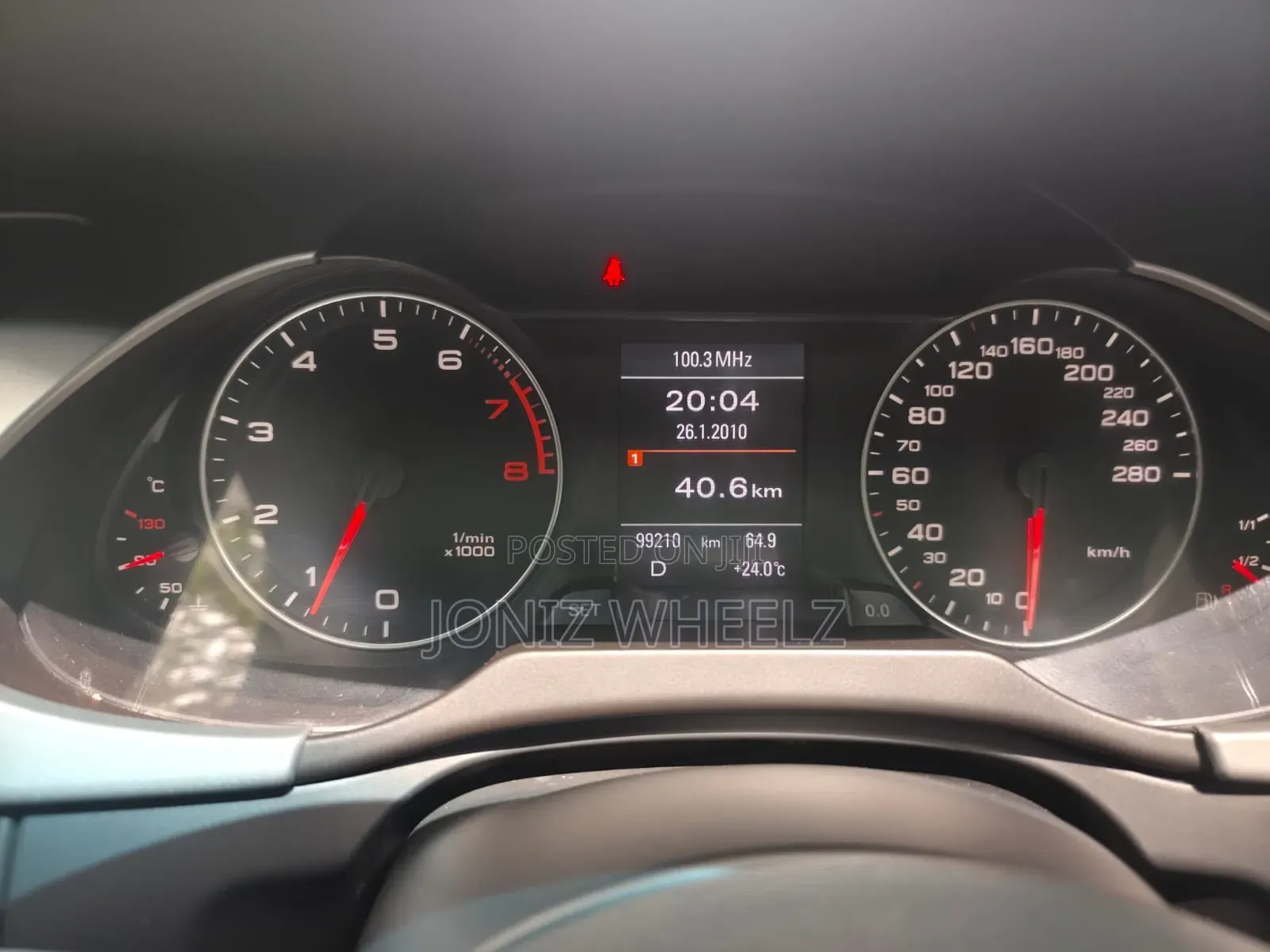 Audi A4 2.0T Premium 2011 Black